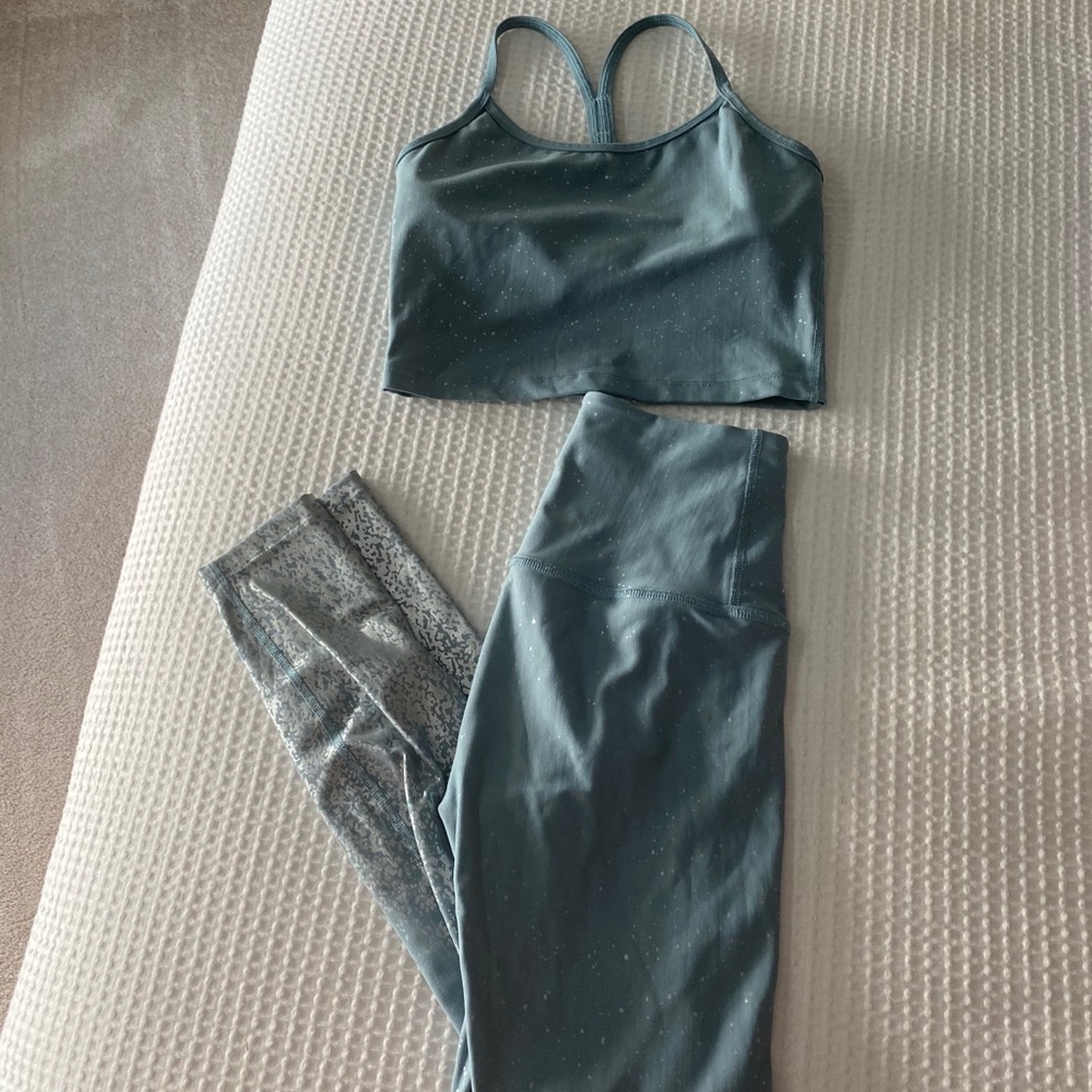 Beyond Yoga Matching Set